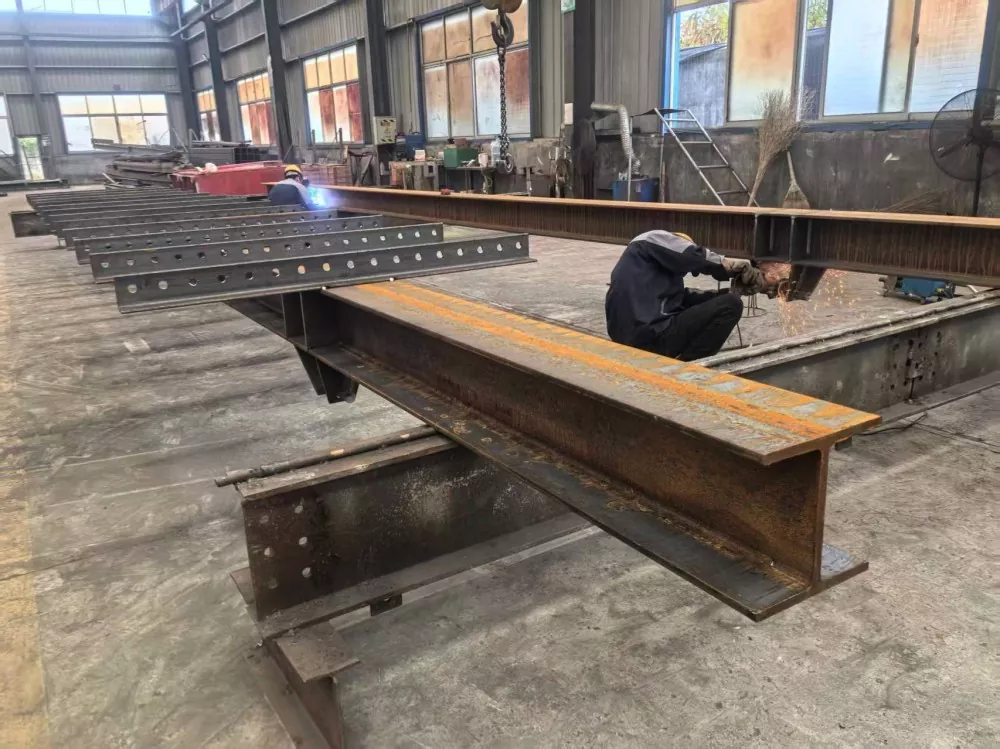 How Does Load Capacity Affect the Selection of Steel Structure Lifting Tools in Modular Construction