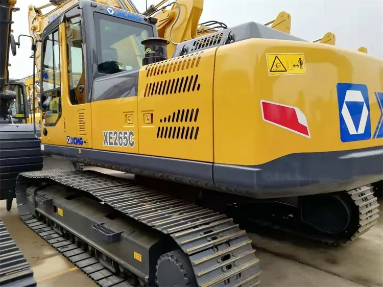25-30ton Crawler Excavator Xe265c with Hydraulic Hammer