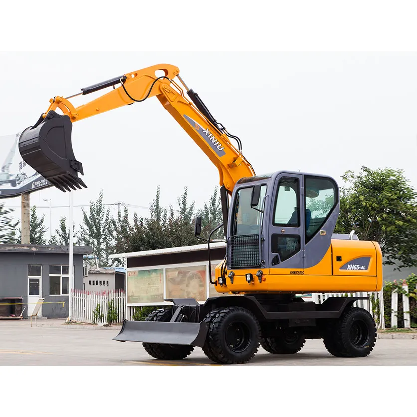 China Xn65-4L 6 Ton Mini Wheel Excavator with Ce