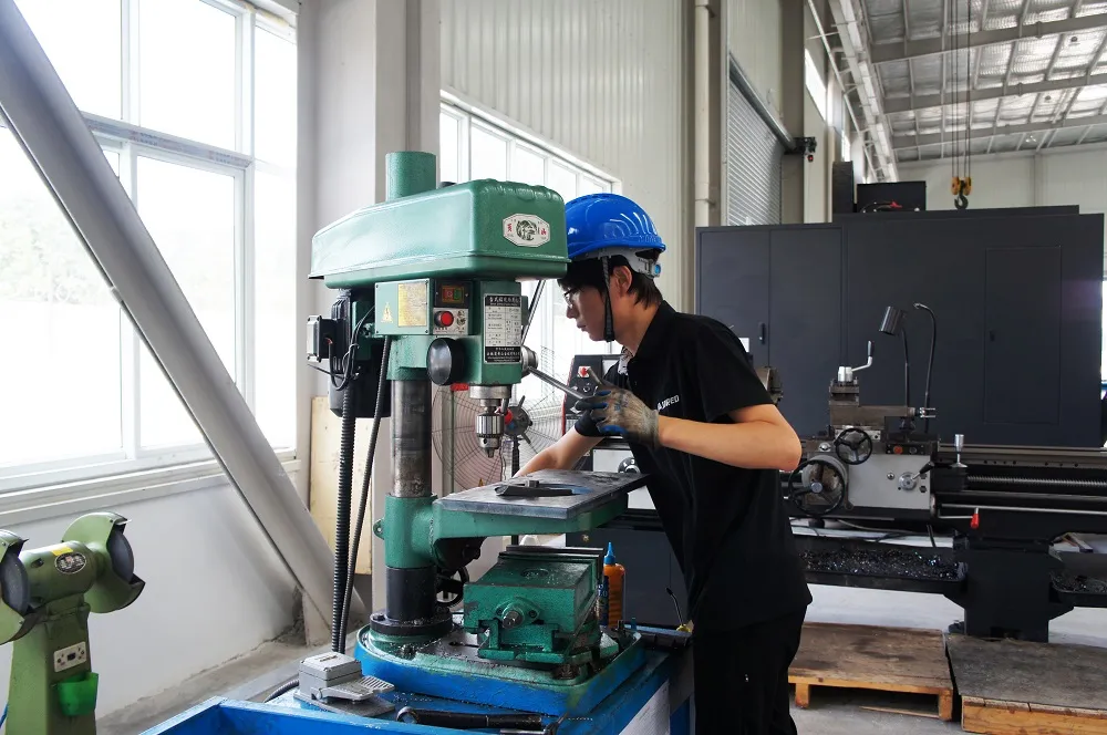 Elevating 8m 10m 12m Hydraulic Manlift Scissor Lift Platform for Building Maintenance