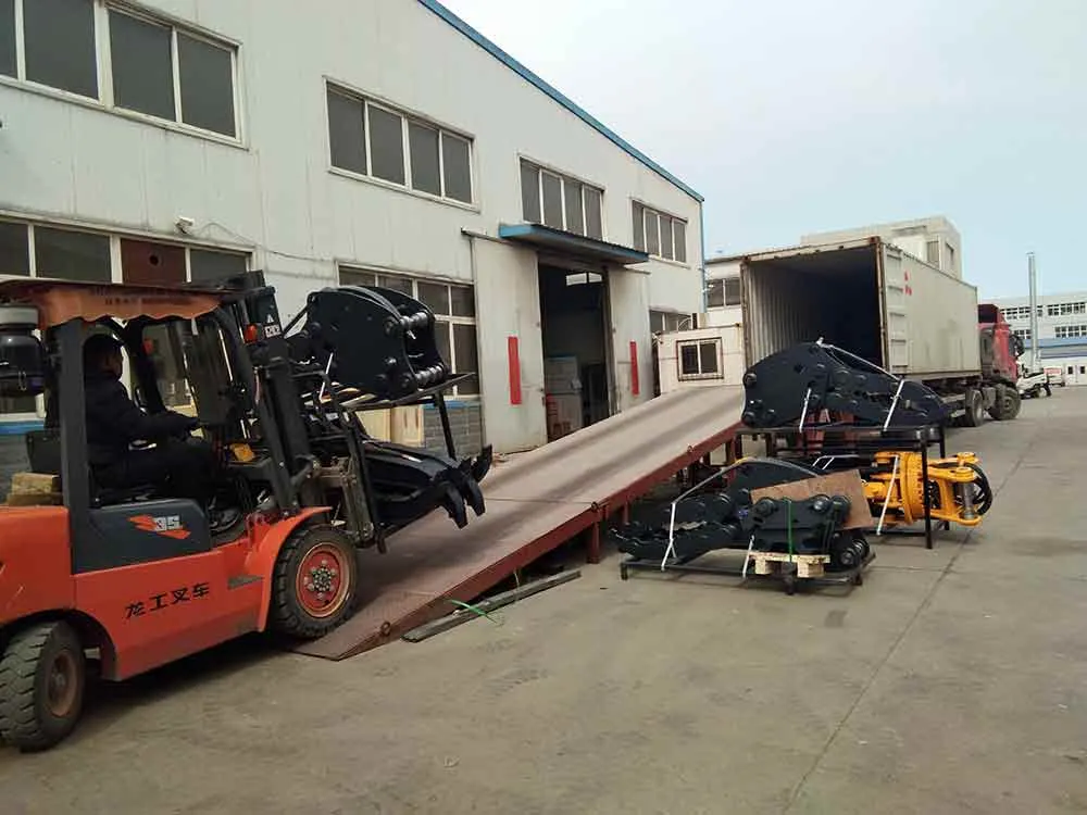 Excavator Bucket Tilt Coupler Hydraulic Tilt Quick Hitch for Sale