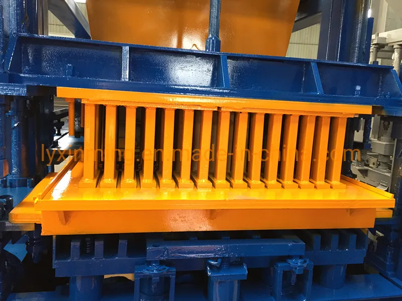 Full Automatic Qt4-15 Hollow Block Making Machine with Construction Equipment