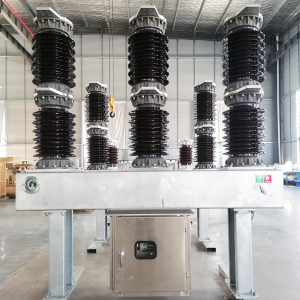 Outdoor Circuit Breaker