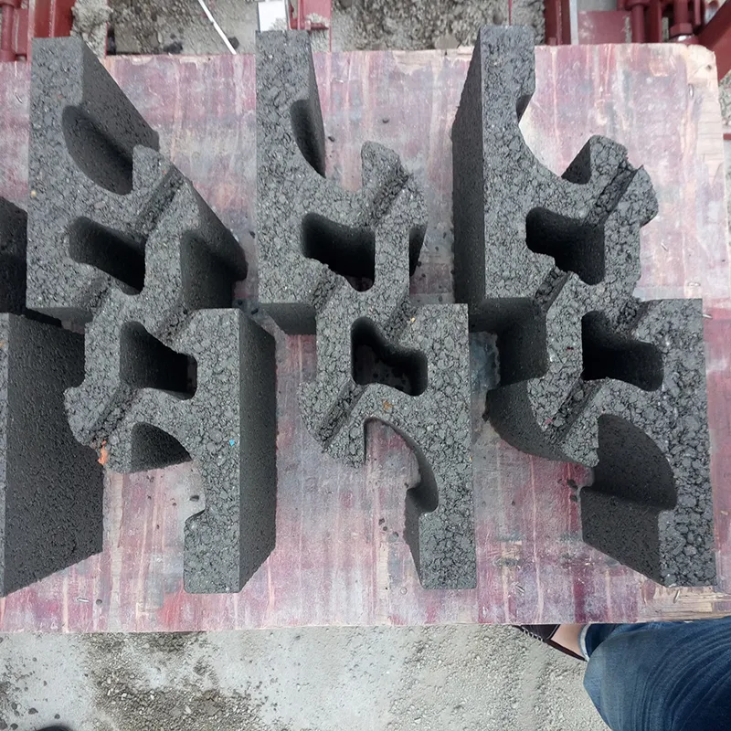 Italy Automatic Concrete Clay Soil Price List Making Machine in Nigeria