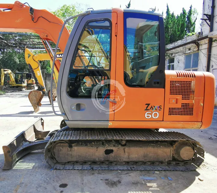Japanese Mining Machine/Digger Hydralic Backhoe Hitachi 6 Ton Used Excavator