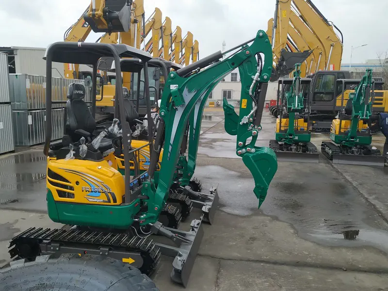 Mini Excavator 1 Ton 11.4kw with Hydrulic Breaker Fr18e2-U for Sale