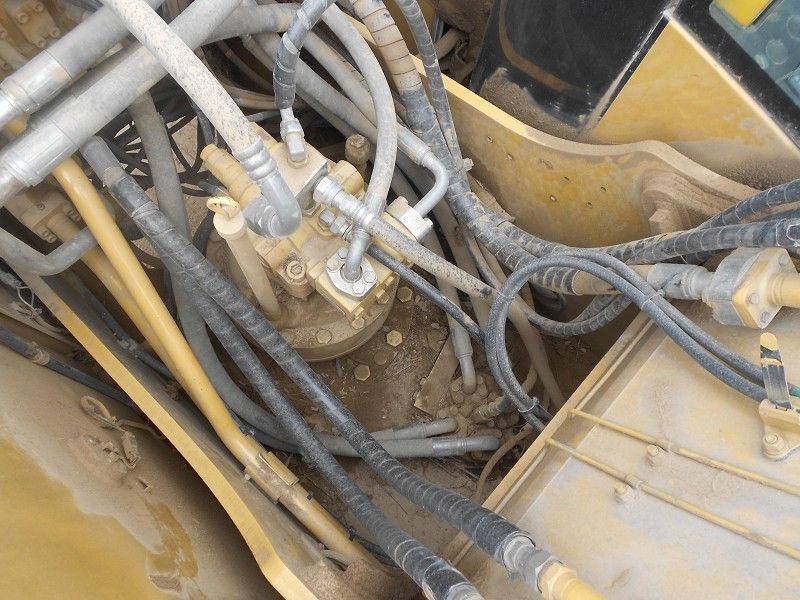 Orginal Japanese 20 Ton Used Secondhand 320d/ 320bl/320dl/ 320cl/320c/325c/325D/330c Crawler Excavator