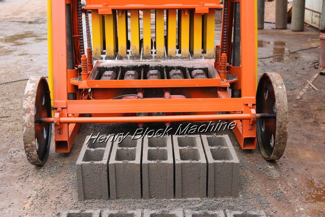 Qmy4-45 Lego Mobile Concrete Hollow Block Making Machine