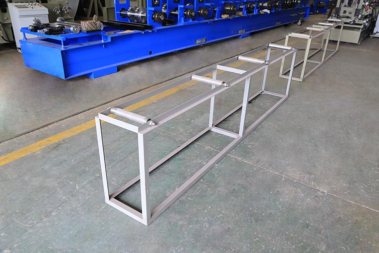 Steel C60 -200 Purlin Roll Forming Machine C Purlin Machine