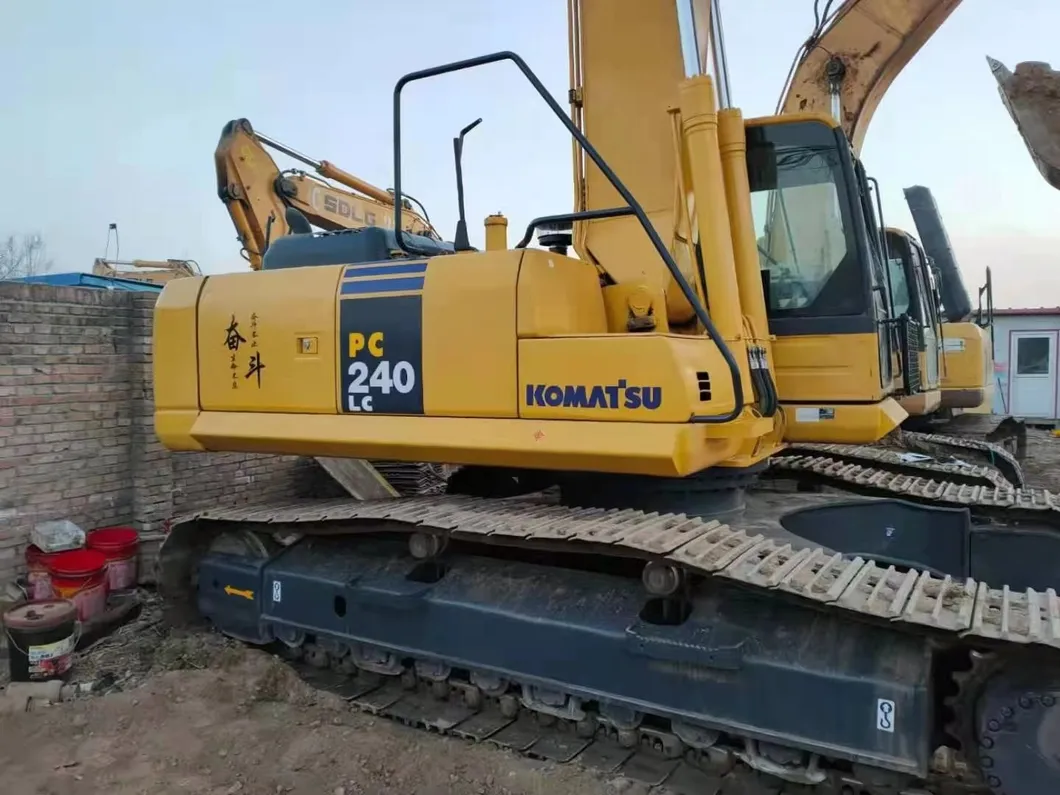 Used Excavator Komatsu PC240-8 with Cheaper Price